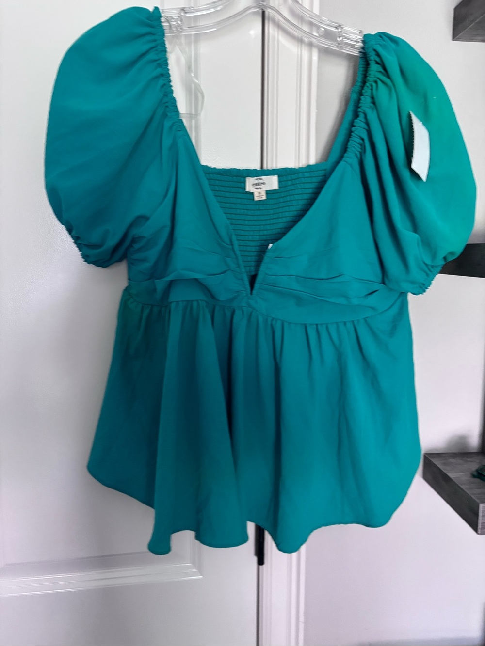entro Teal Puff-Sleeve Peplum Top